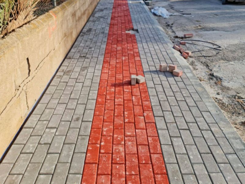 Calle recién pavimentada